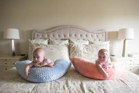 Breastfeeding Twins: Tips for New Moms