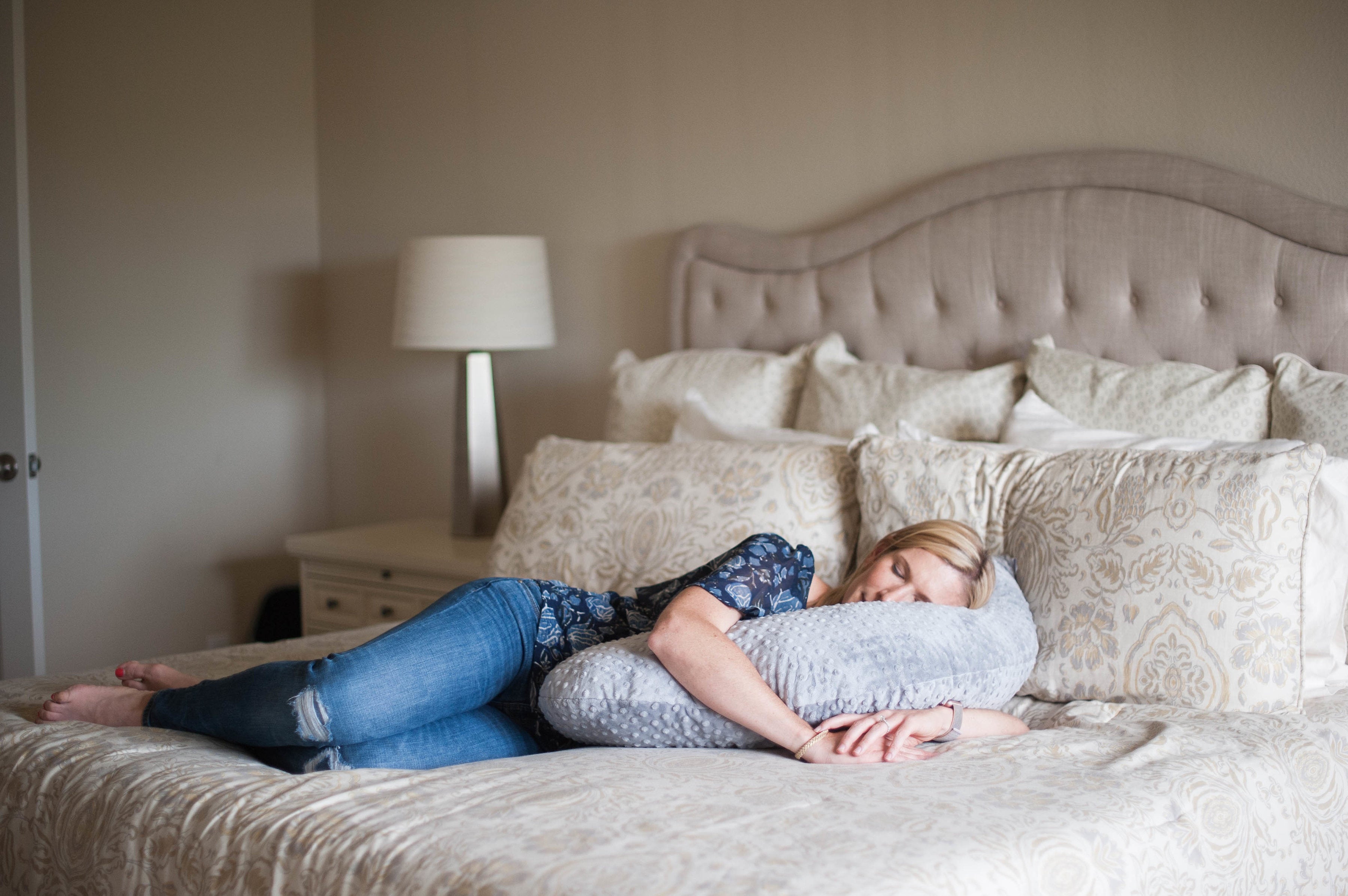 Plush cover for Luna Lullaby nursing pillow cover. Mom using as a Maternity sleep aid