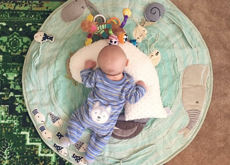 tummy time pillow